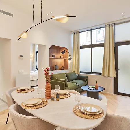 Superb Ac Center Of * Parigi