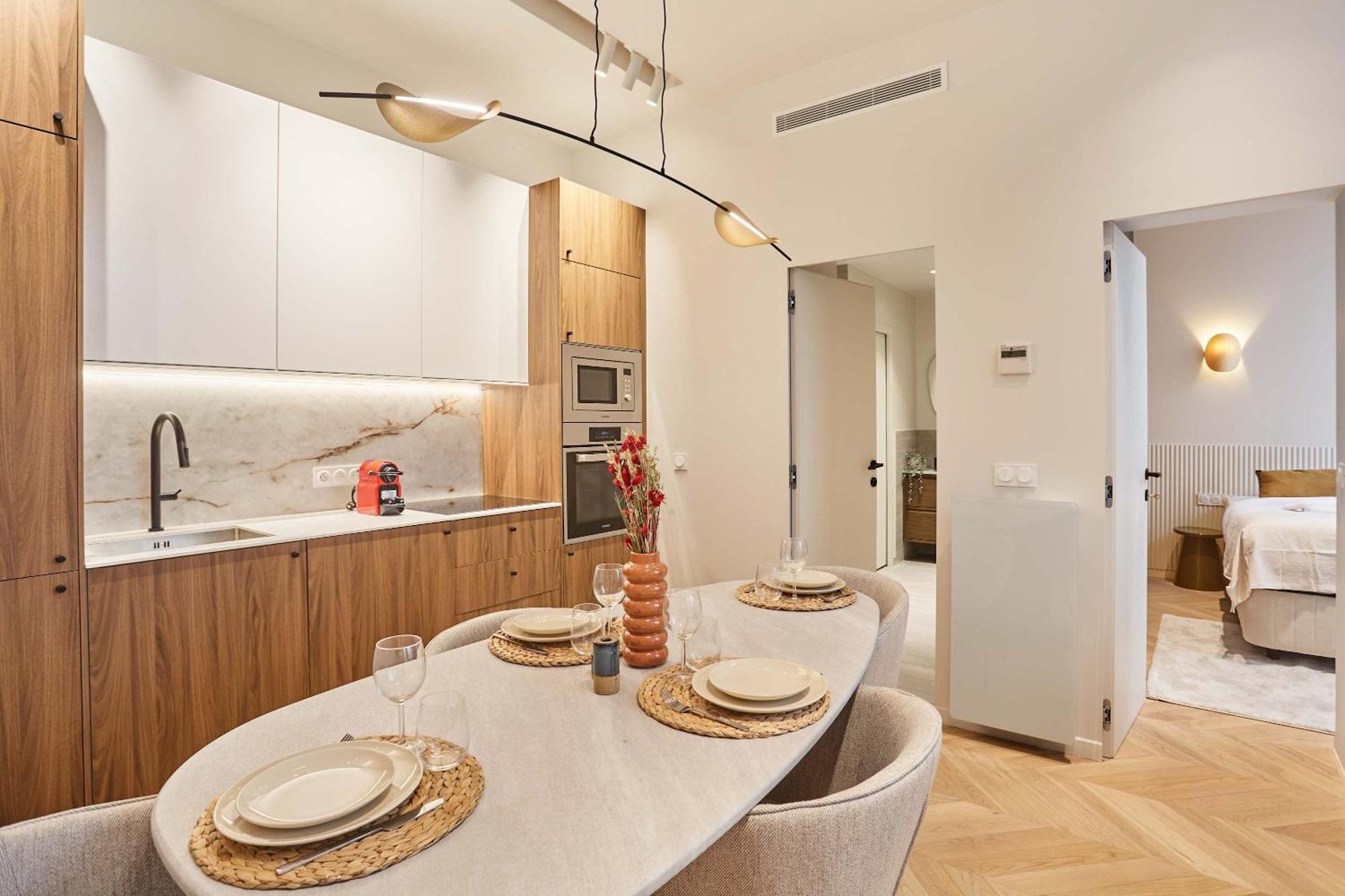 Superb Ac Center Of Parigi